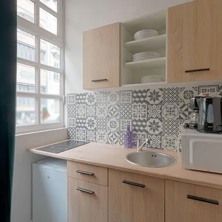 Perfectly Situated Next To Canal St Martin Apartament Paryż